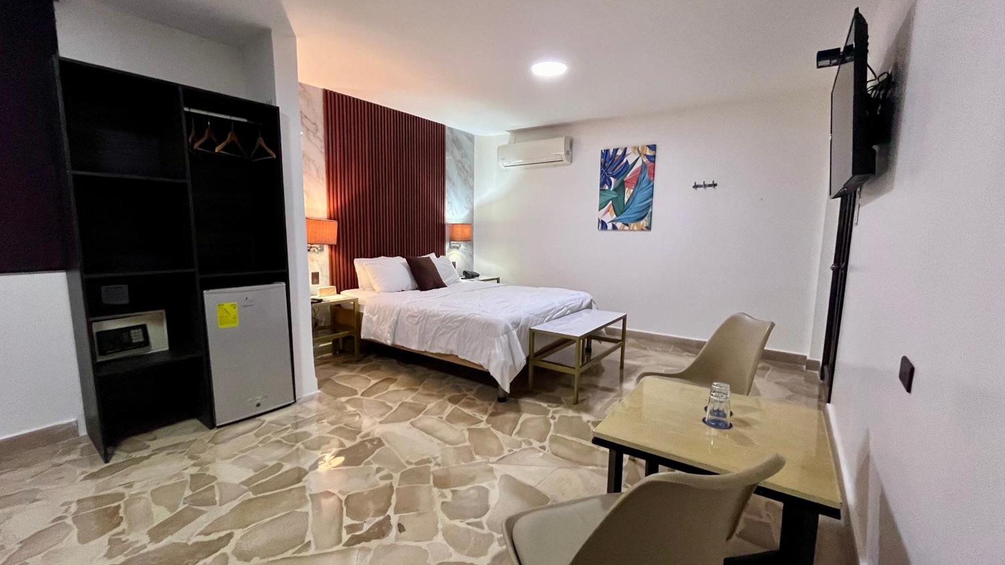 Hotel Varadero Internacional Guayaquil Bagian luar foto