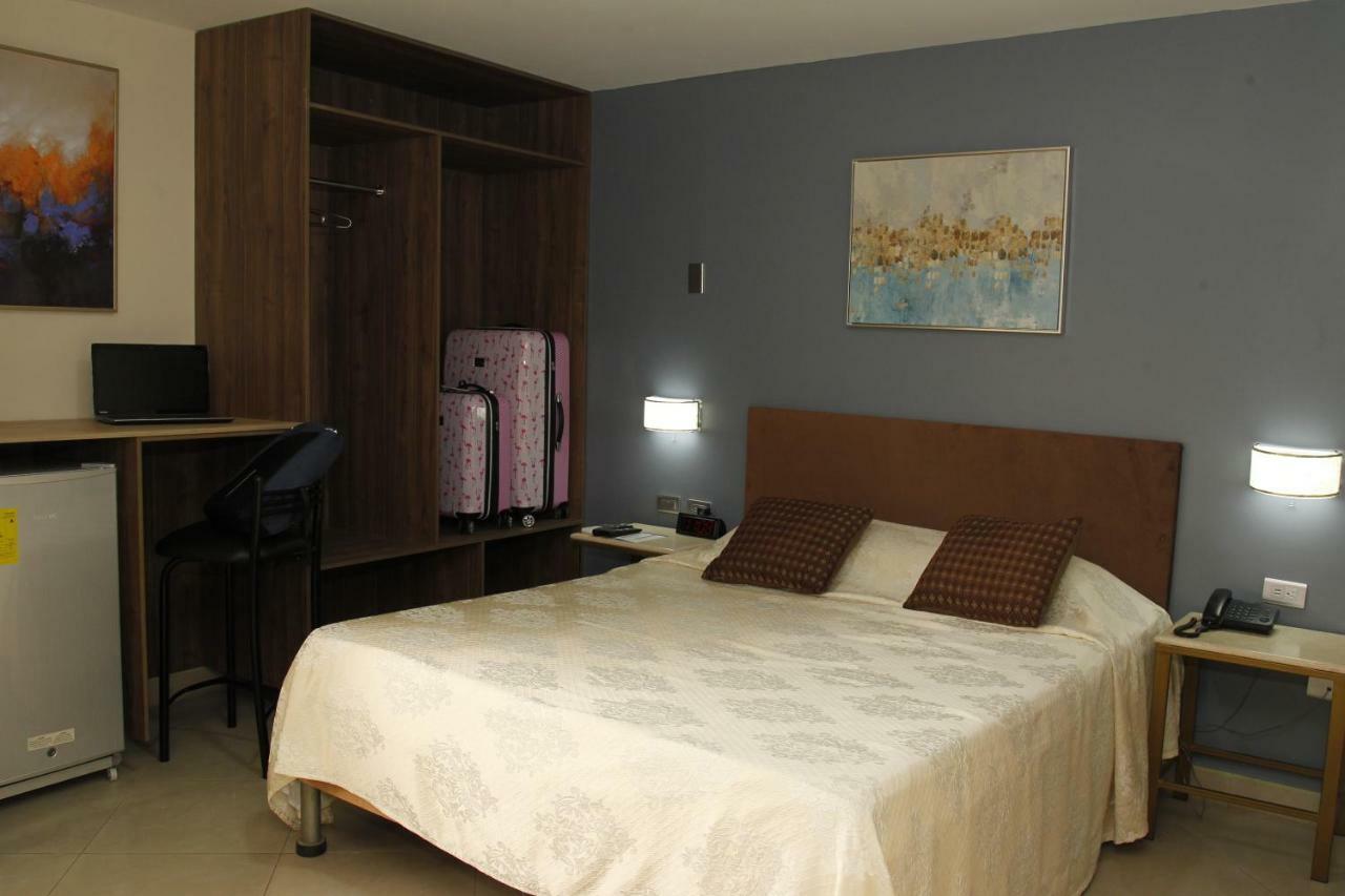 Hotel Varadero Internacional Guayaquil Bagian luar foto