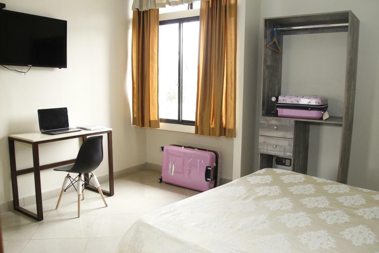 Hotel Varadero Internacional Guayaquil Bagian luar foto