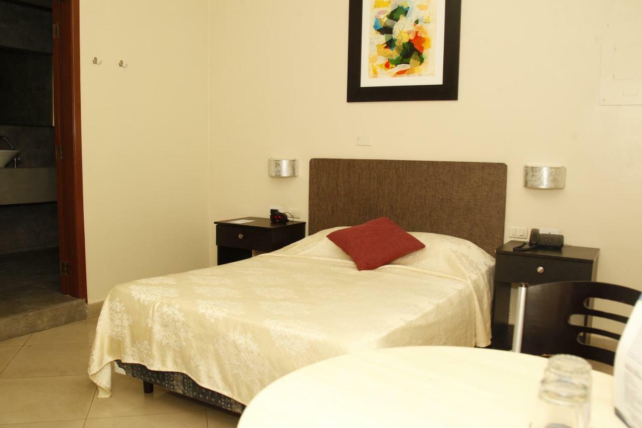 Hotel Varadero Internacional Guayaquil Bagian luar foto