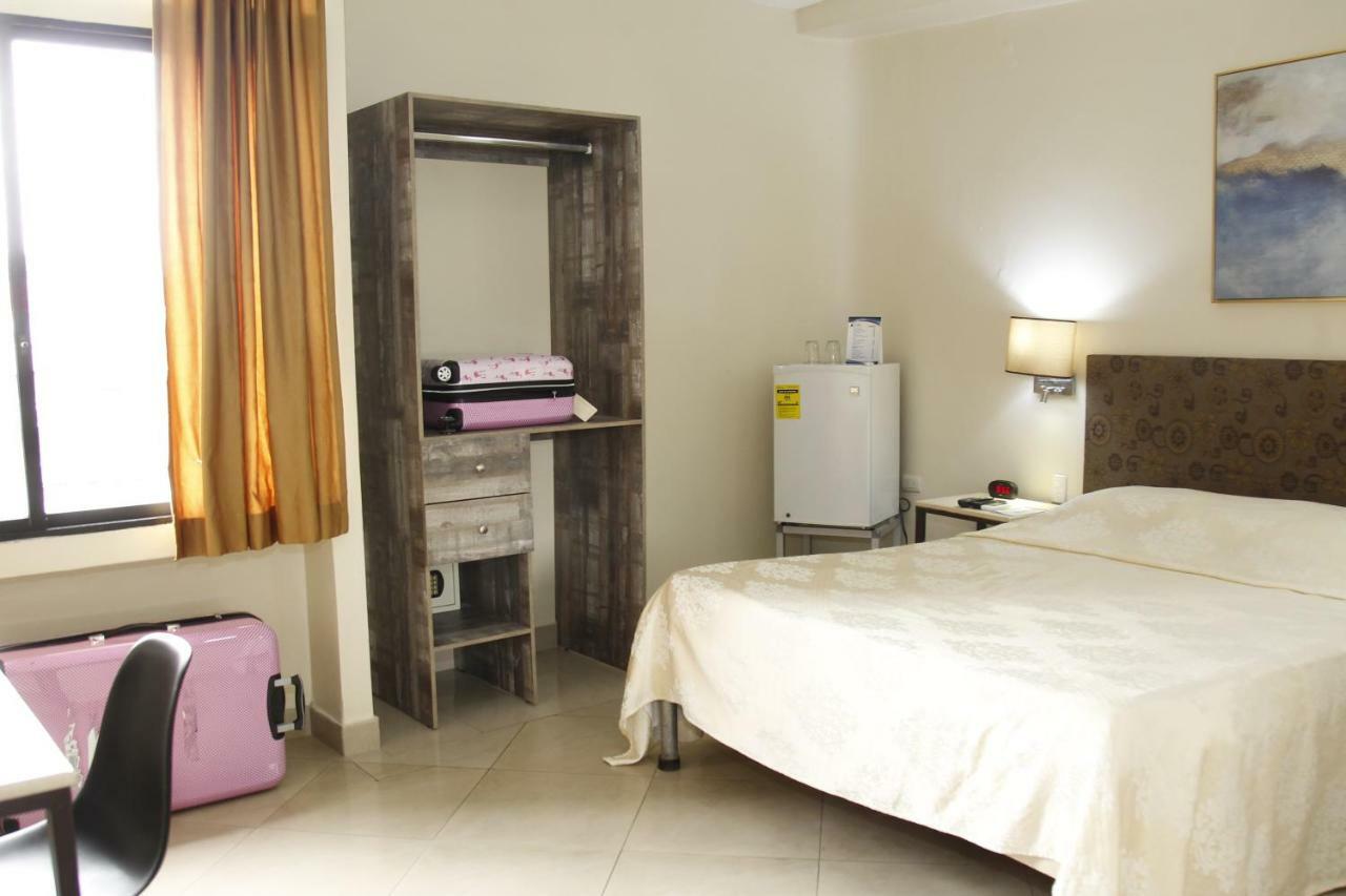 Hotel Varadero Internacional Guayaquil Bagian luar foto